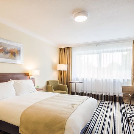 Holiday Inn Reading West By Ihg Екстер'єр фото