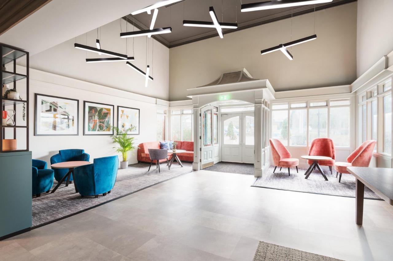 Holiday Inn Reading West By Ihg Екстер'єр фото