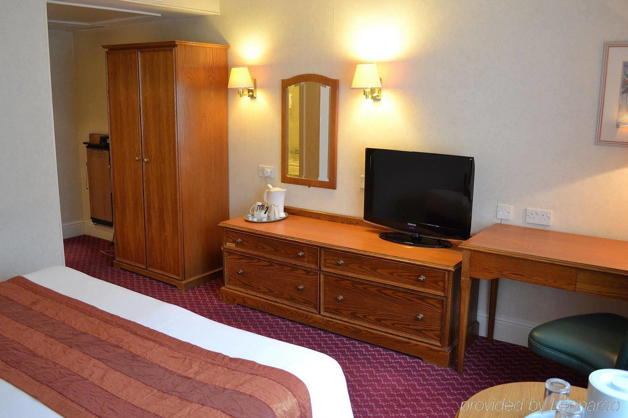 Holiday Inn Reading West By Ihg Екстер'єр фото