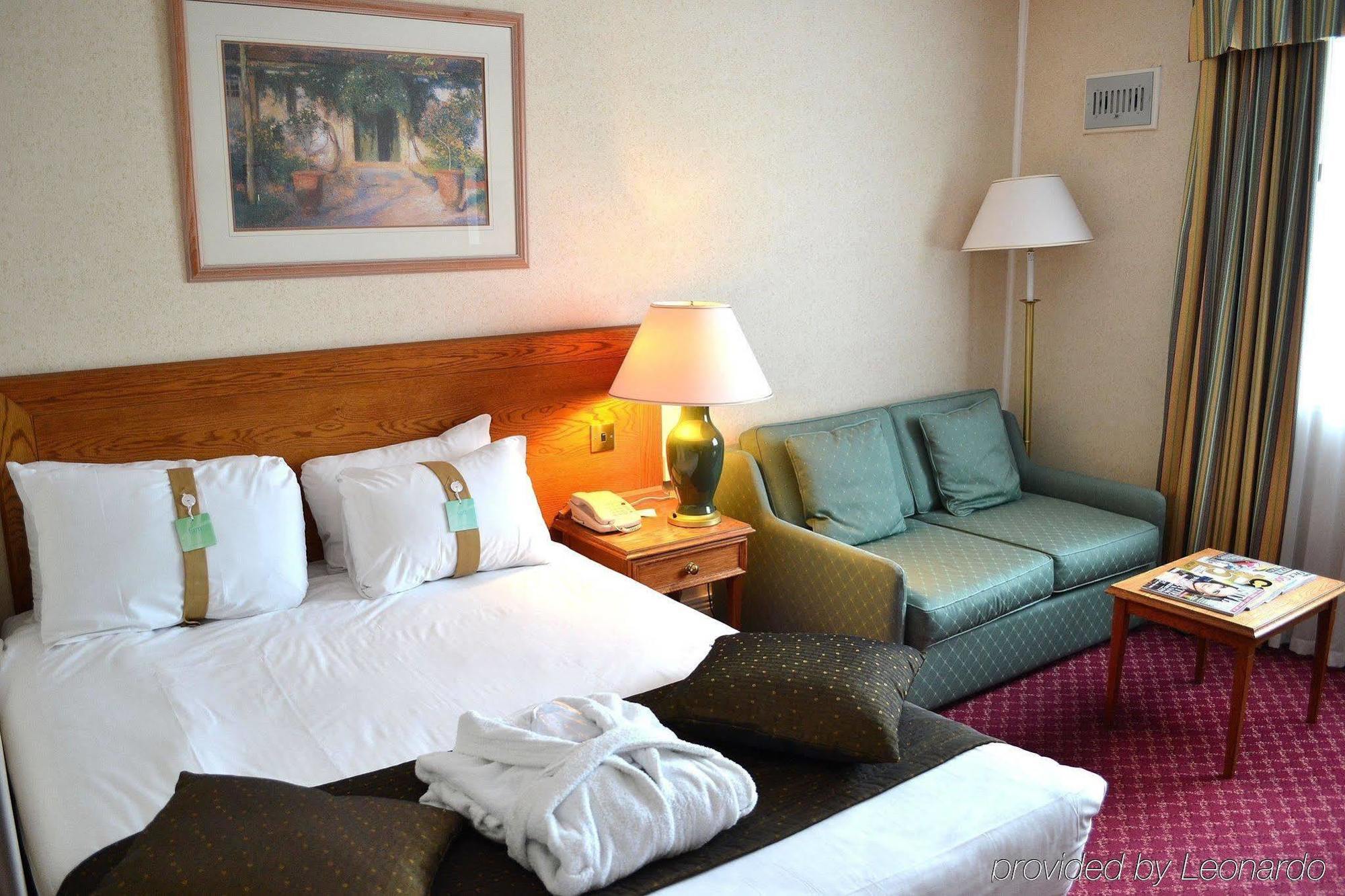 Holiday Inn Reading West By Ihg Екстер'єр фото